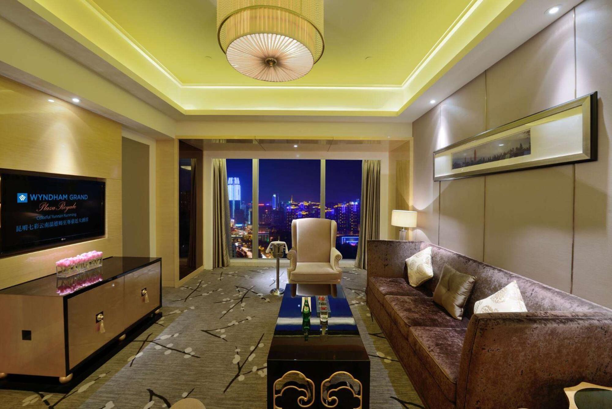 Hotel Wyndham Grand Plaza Royale Colorful Yunnan Kchun-ming Exteriér fotografie